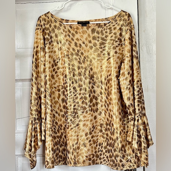 Slinky animal print flowing gold shimmer top by Ashley Stewart sz 18/20 - Picture 1 of 3